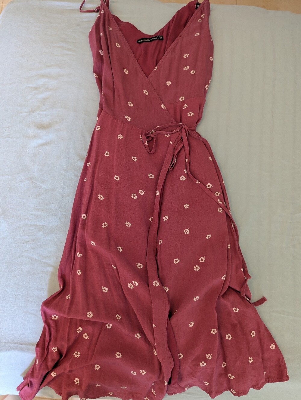 Abercrombie & Fitch Midi Wrap Dress